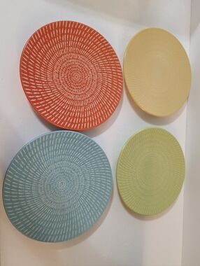 Crate & Barrel Dessert Salad Plate Ceramic Set Of 4